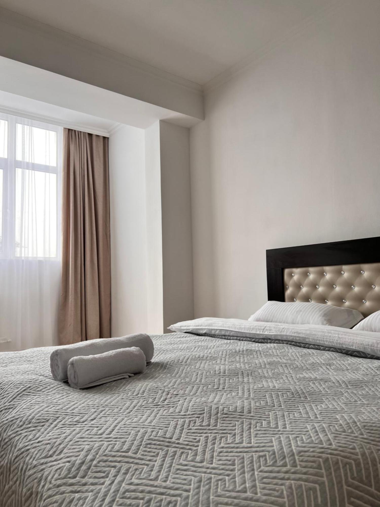 Hyat Apartment Бишкек Экстерьер фото